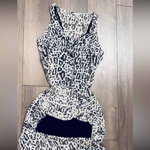 Guess leopard print dress sheer with black under slip, gorgeous. - Picture 4 of 6